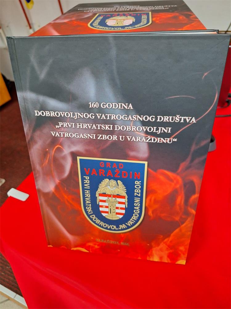 Slika /slike/160 godina monografija foto.jpg